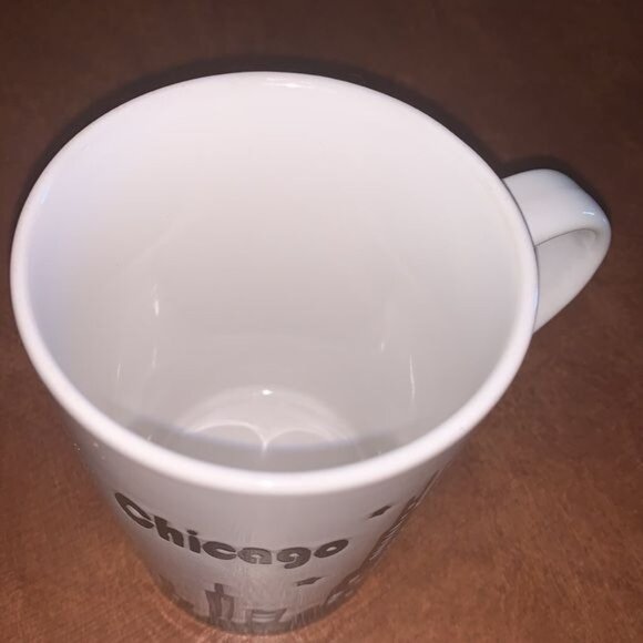 Chicago Skyline Souvenir Mug Set - Picture 5 of 14